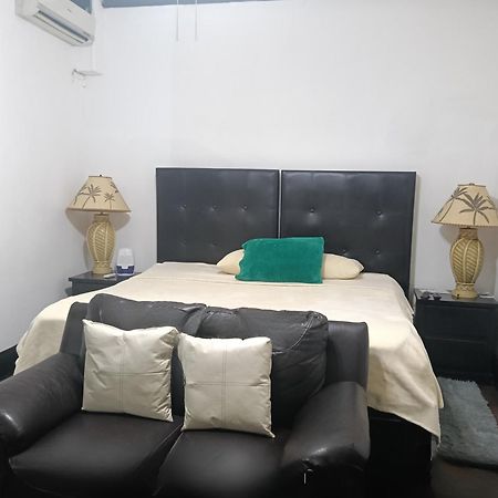 Hotel Garcias Suites, Linares Ngoại thất bức ảnh