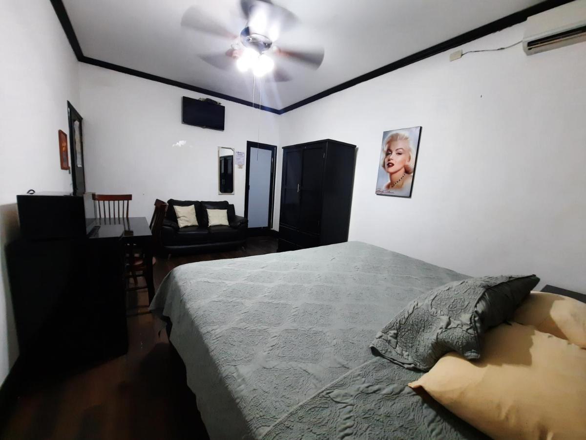 Hotel Garcias Suites, Linares Ngoại thất bức ảnh