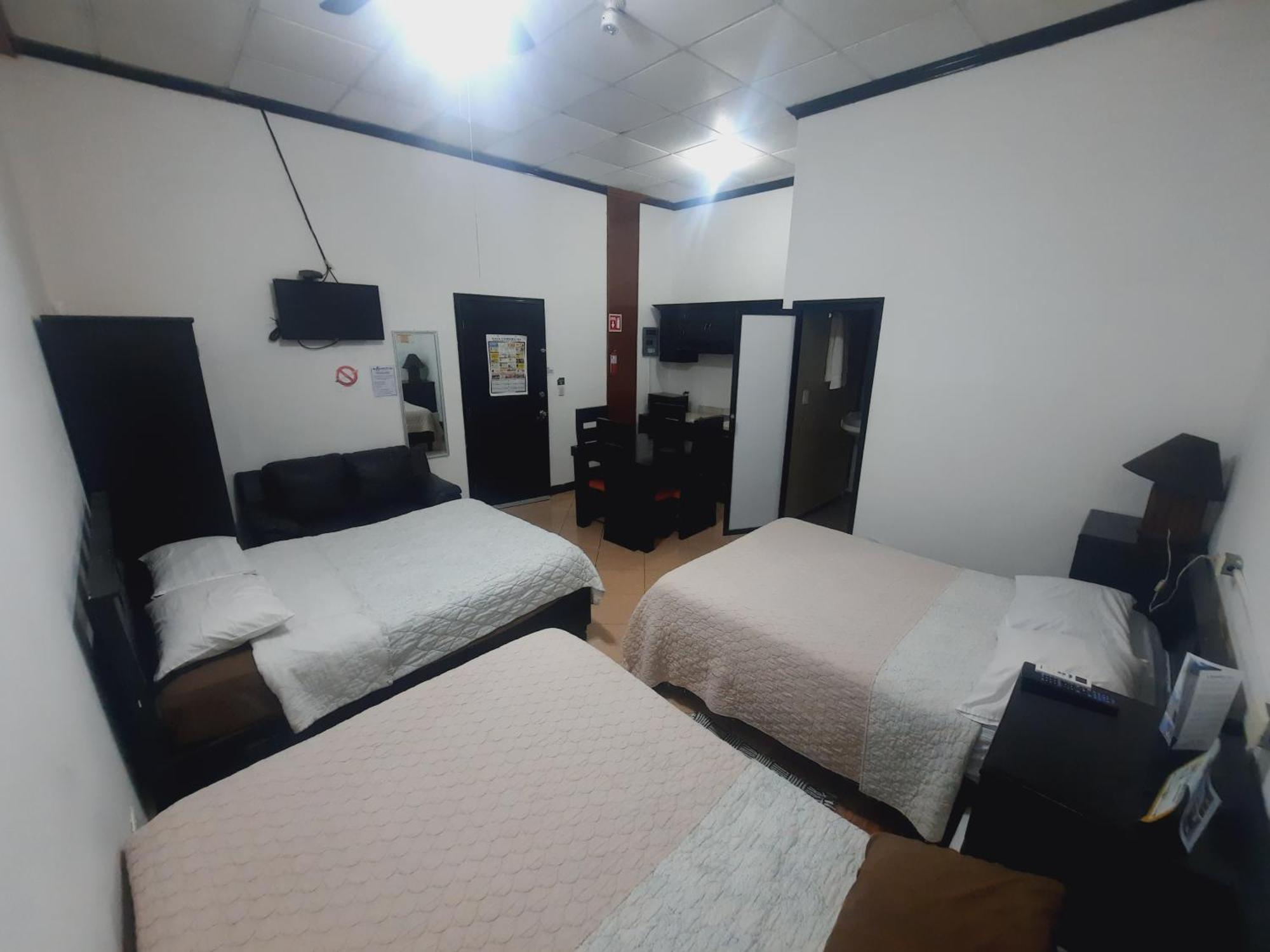 Hotel Garcias Suites, Linares Phòng bức ảnh